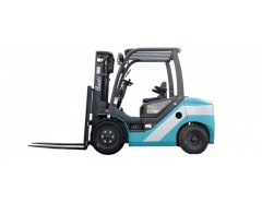 3.0吨 内燃平衡重式叉车