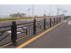 道路护栏 销售热线：1