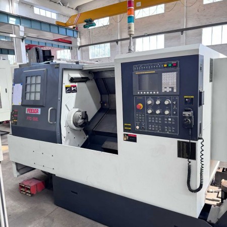 友佳FTC-350L数控车床图2