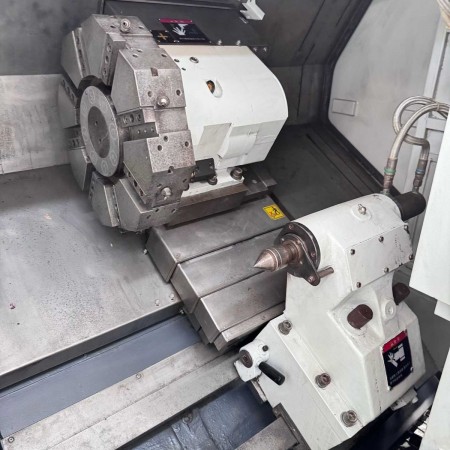 友佳FTC-350L数控车床图3