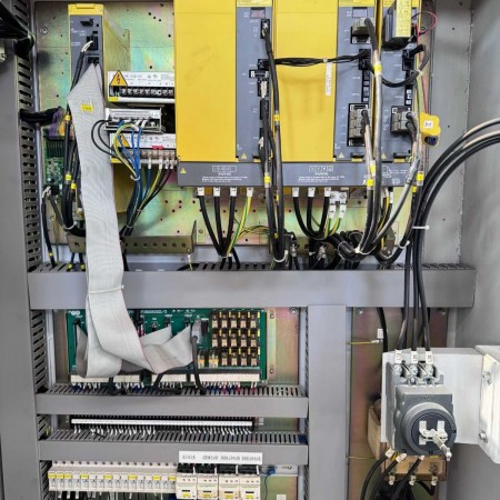 友佳FTC-350L数控车床图5