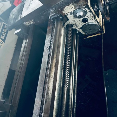 特惠 大连6150/1000普车一台图3