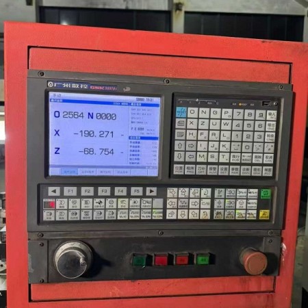 6140数控带液压卡盘图2