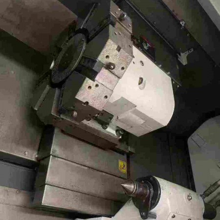 友佳FTC-350L数控车床图3