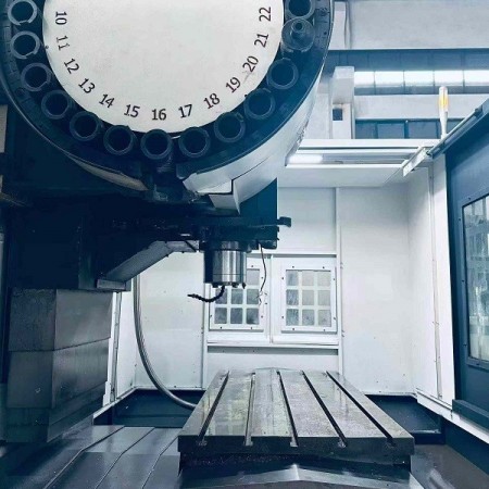 米兰德1270重型加工中心图4